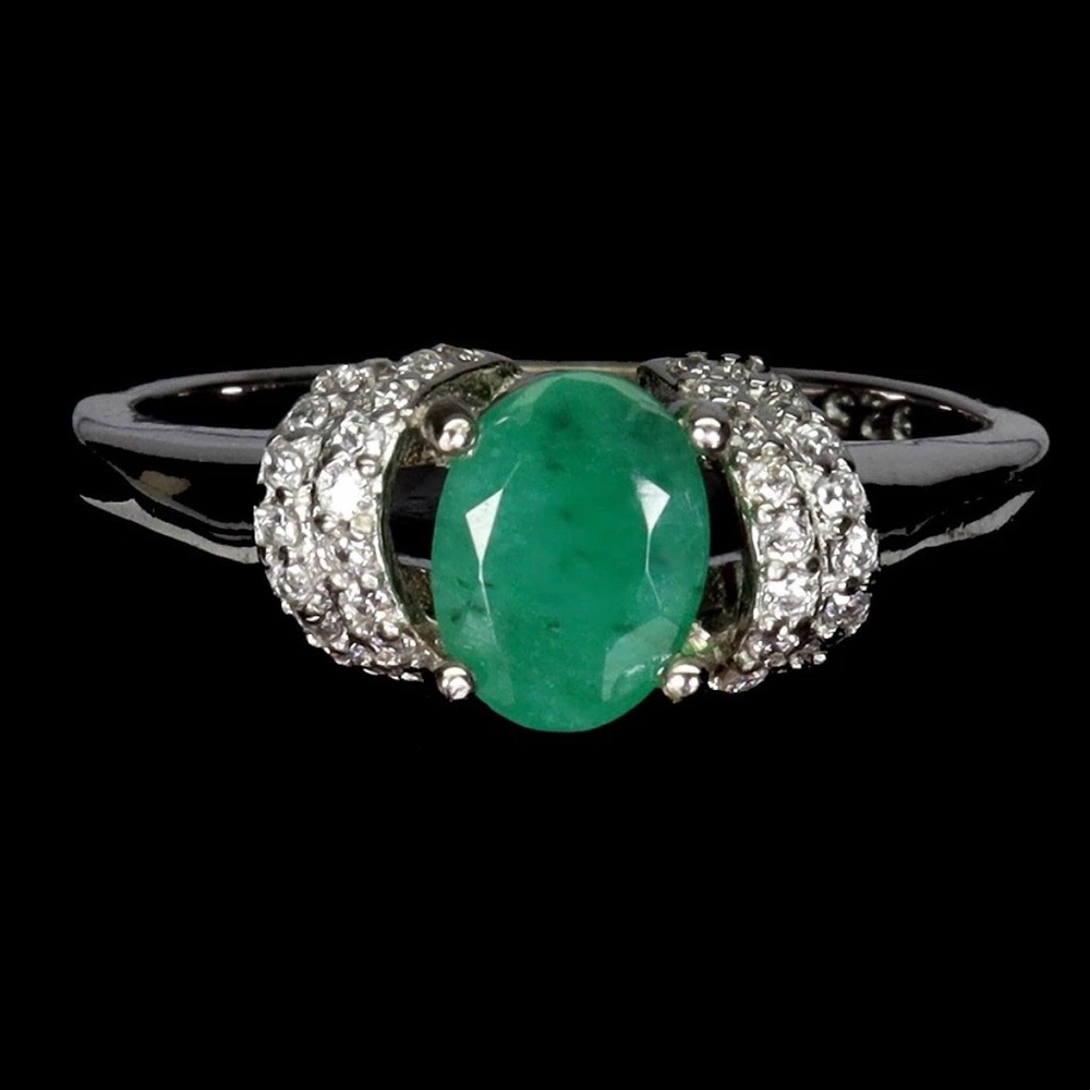 Elegant 925 Sterling Silver Natural Green Emerald Gemstone Ring w/ zircon accent